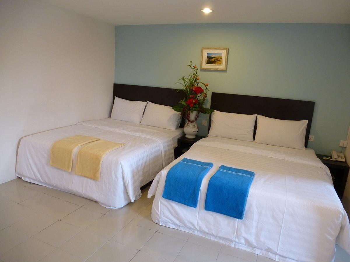 Your Hotel Кланг Экстерьер фото