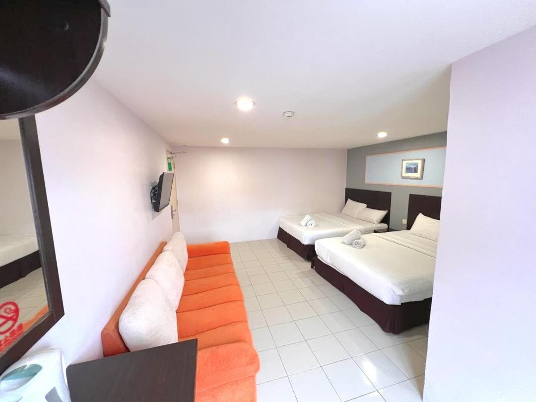 Your Hotel Кланг Экстерьер фото